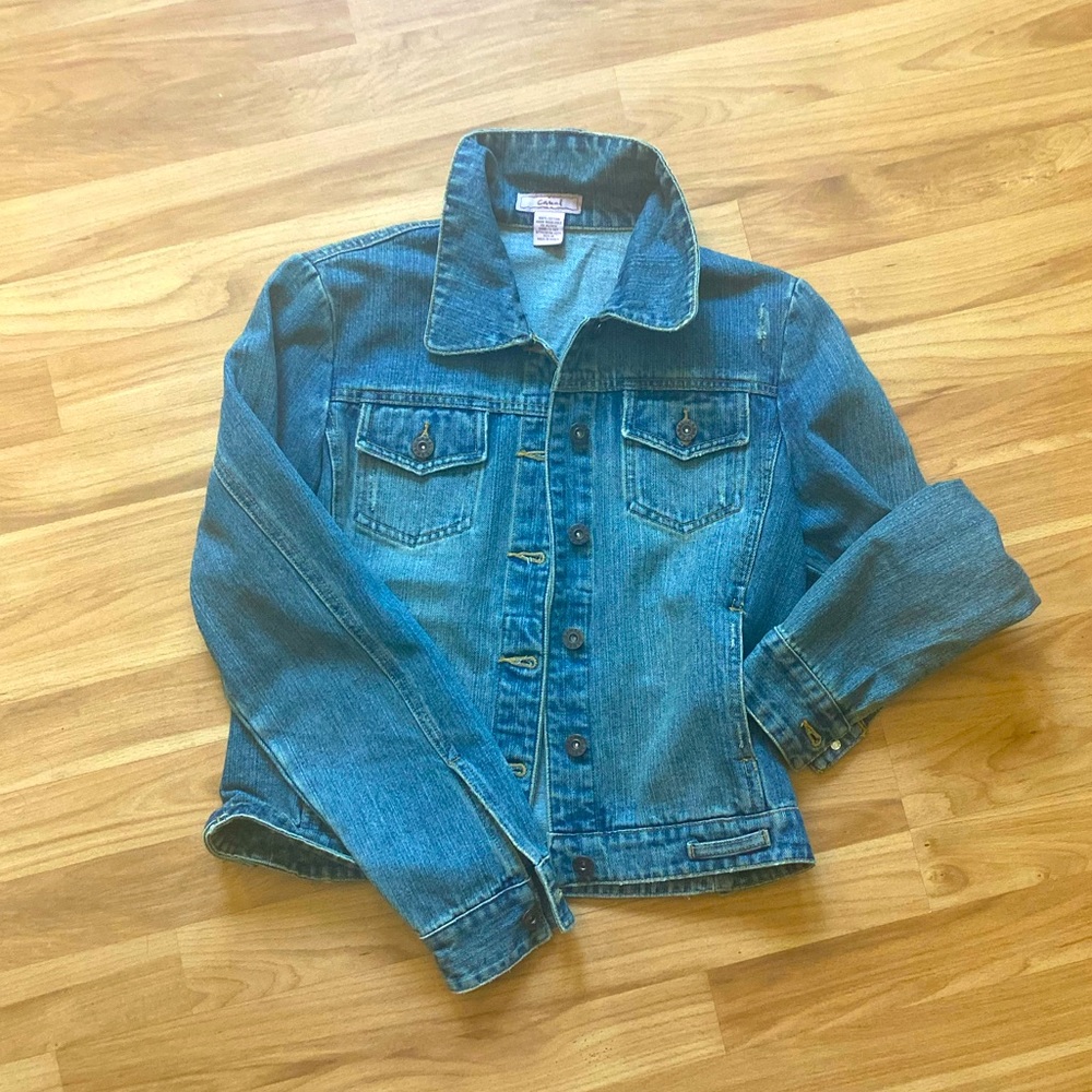 Jean jacket size M; perfect condition